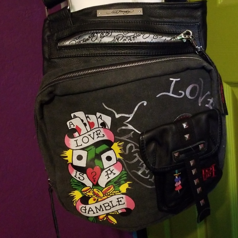 Ed Hardy Love is a Gamble Sling bag